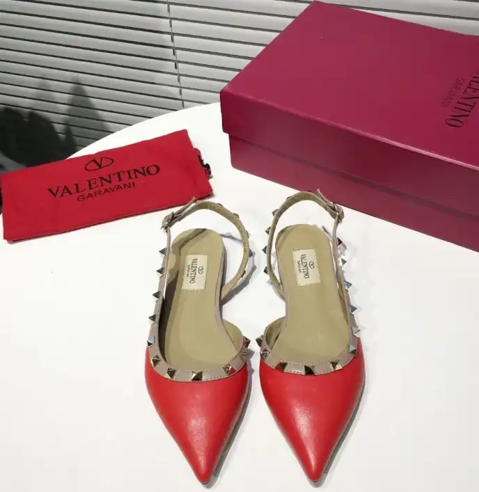 hype Valentino High Heels