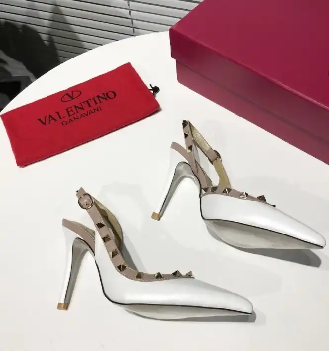 hype Valentino High Heels