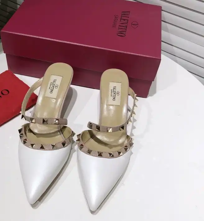 hype Valentino High Heels