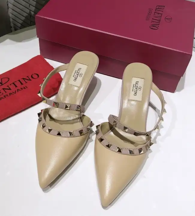 hype Valentino High Heels