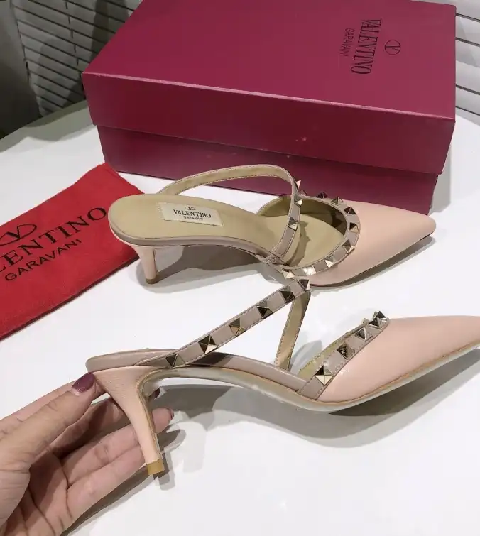 hype Valentino High Heels