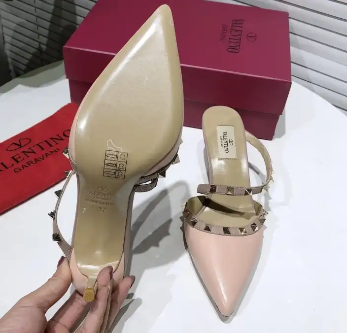 hype Valentino High Heels