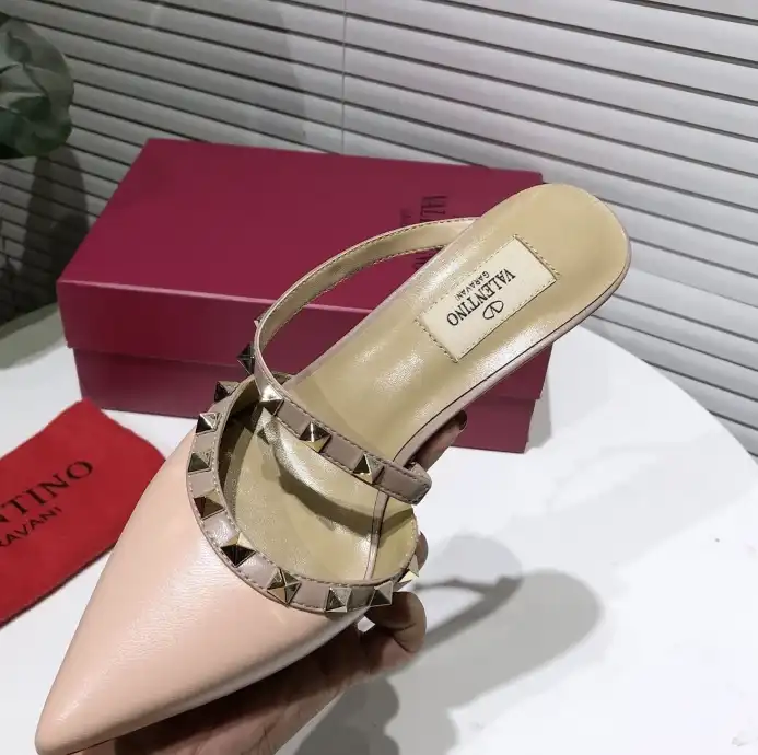 hype Valentino High Heels