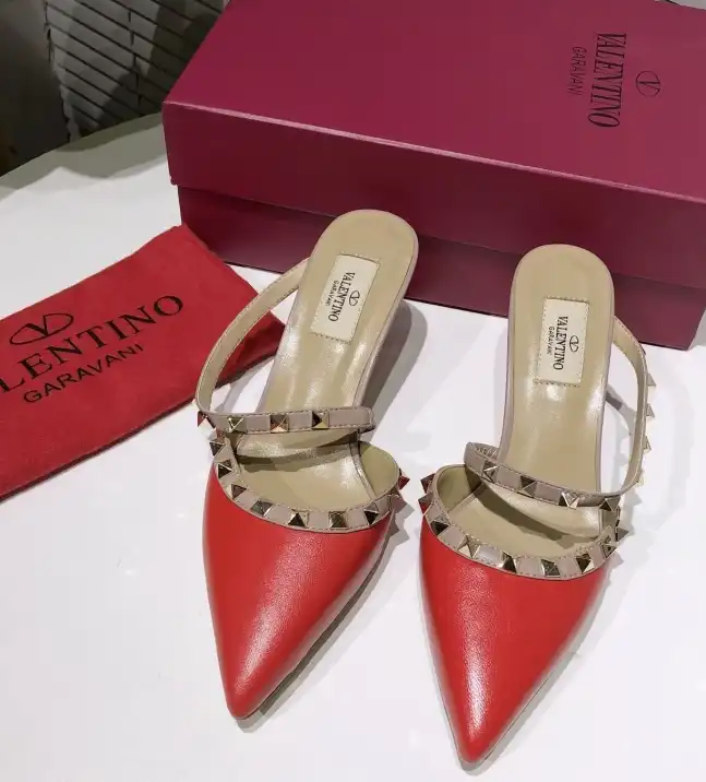 hype Valentino High Heels