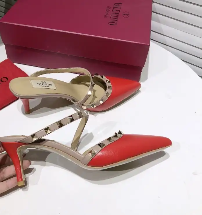 hype Valentino High Heels