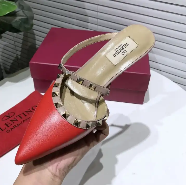 hype Valentino High Heels