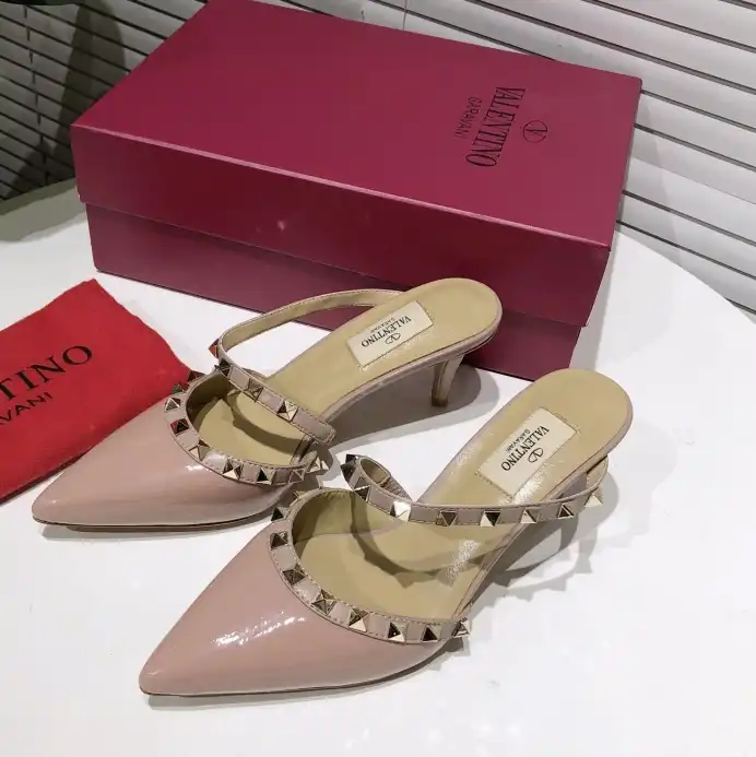 hype Valentino High Heels