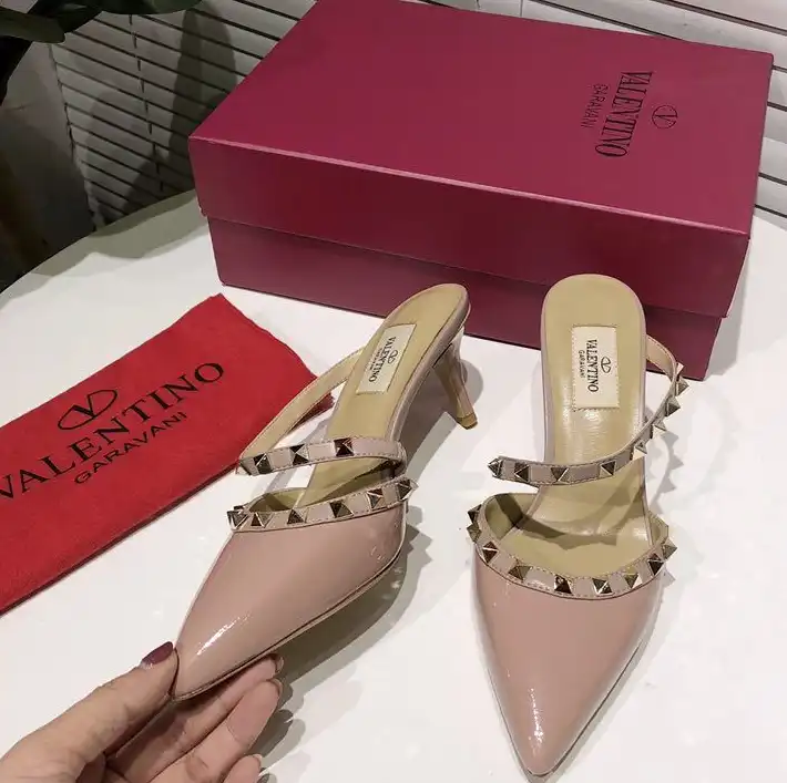 hype Valentino High Heels