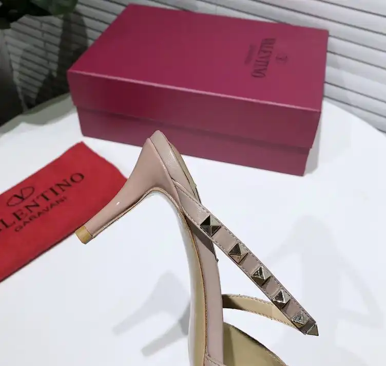 hype Valentino High Heels