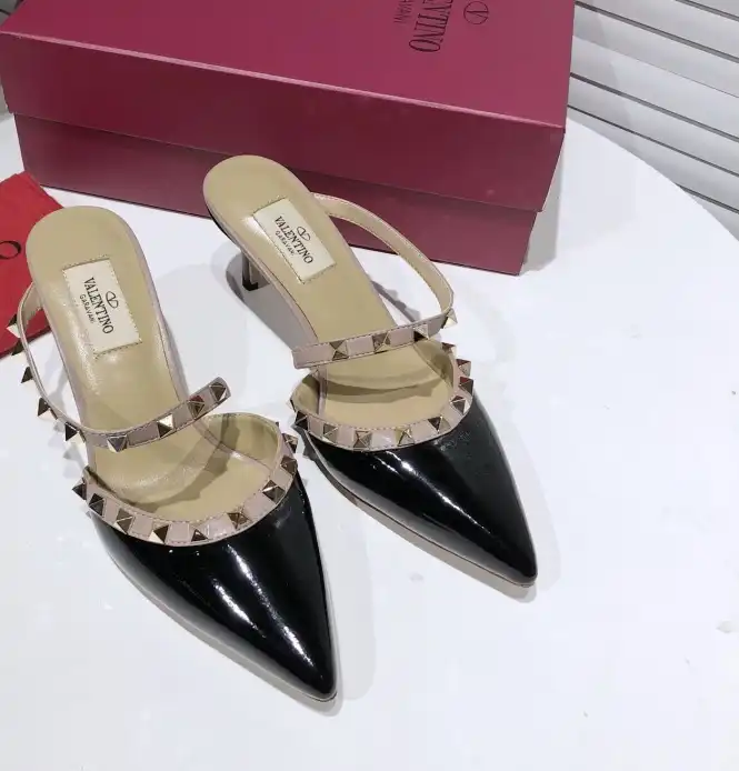 hype Valentino High Heels