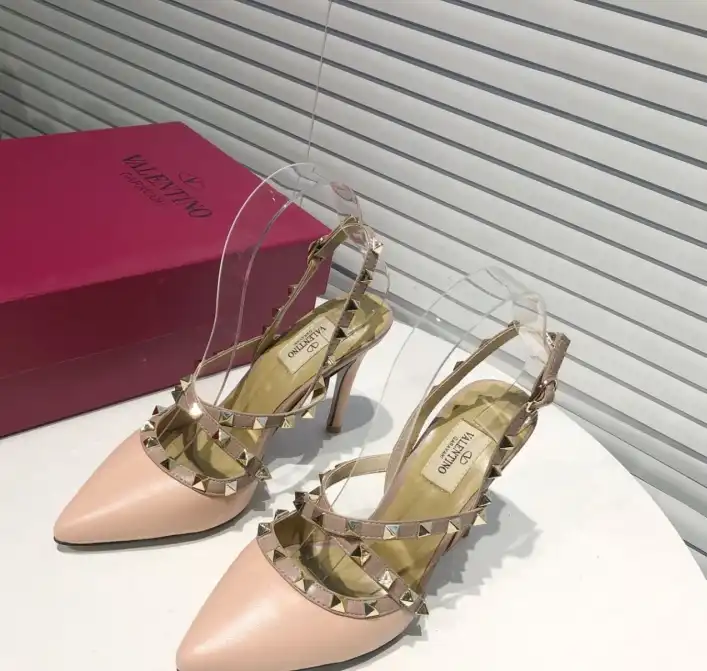 hype Valentino High Heels