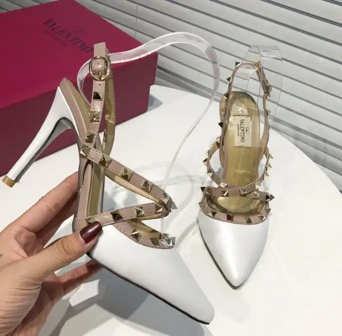 hype Valentino High Heels