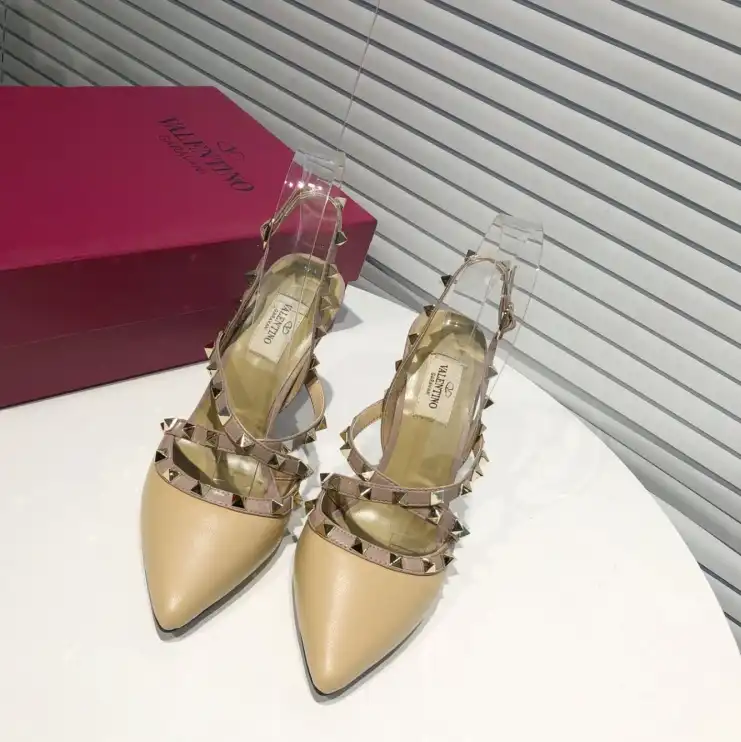 hype Valentino High Heels