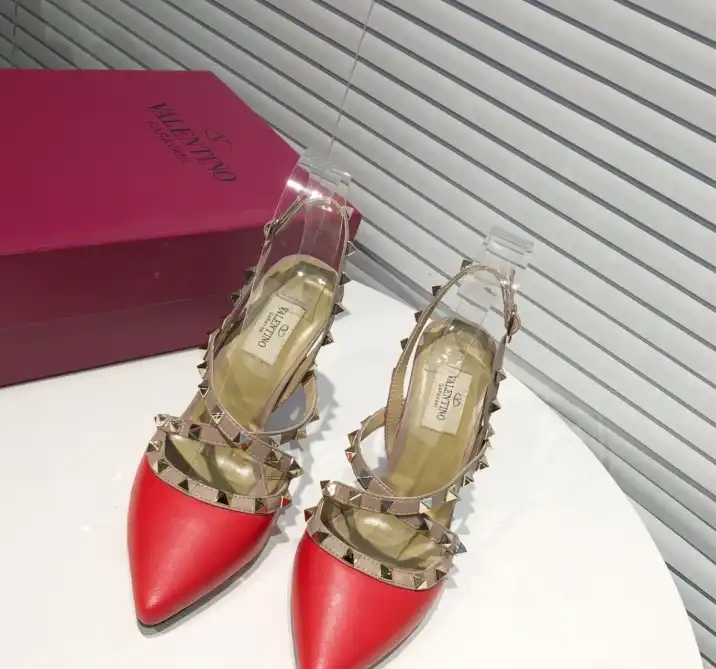 hype Valentino High Heels