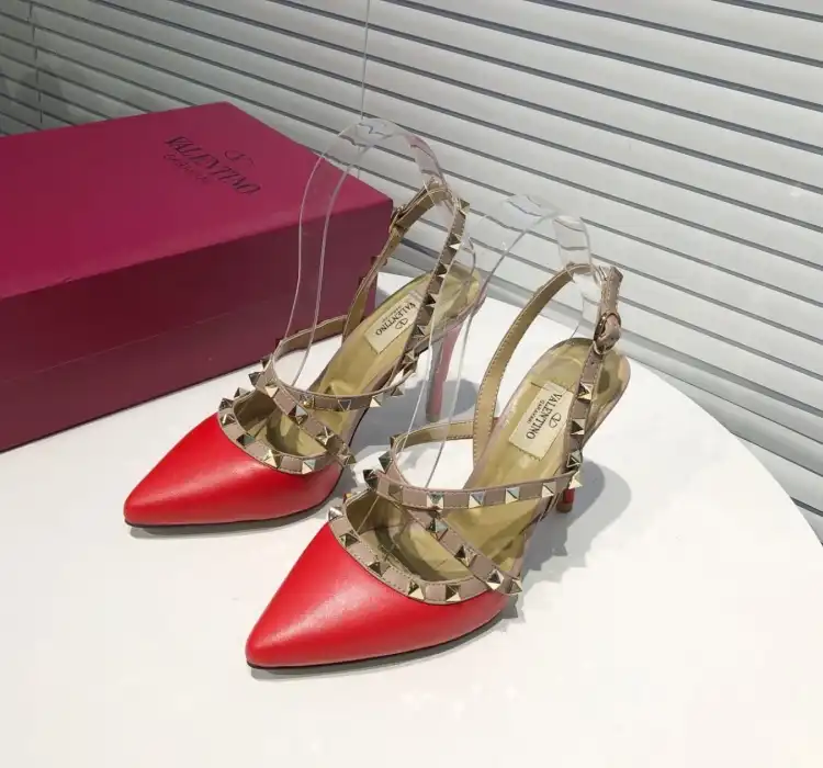 hype Valentino High Heels