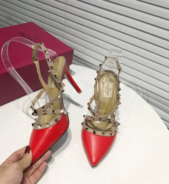 hype Valentino High Heels