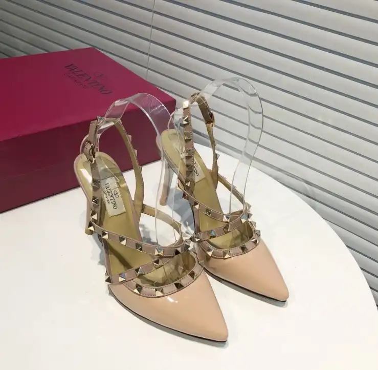 hype Valentino High Heels