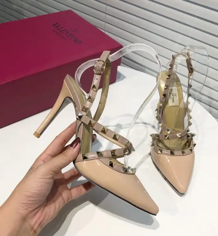 hype Valentino High Heels