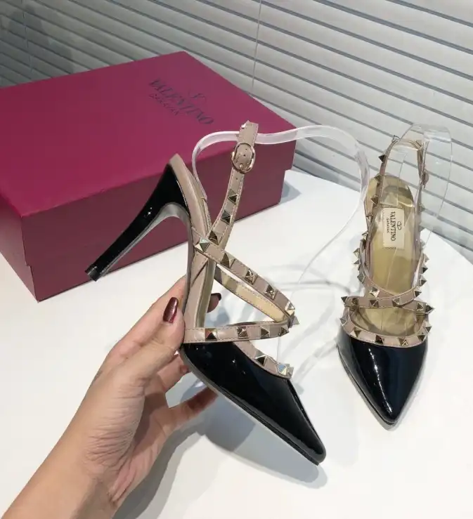 hype Valentino High Heels