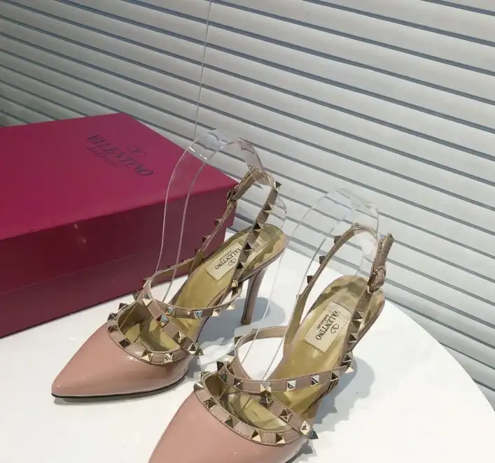 hype Valentino High Heels