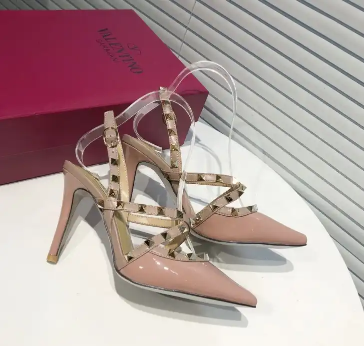 hype Valentino High Heels