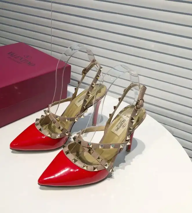 hype Valentino High Heels