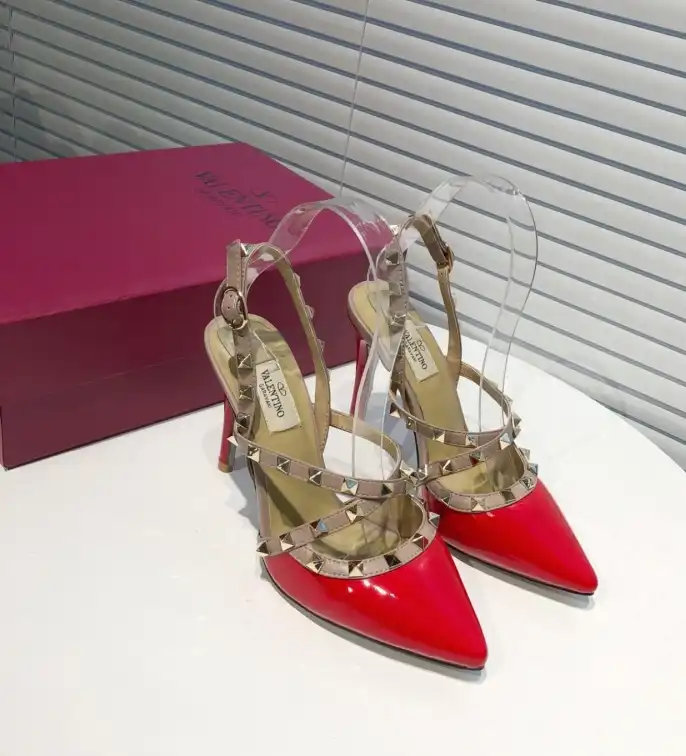 hype Valentino High Heels