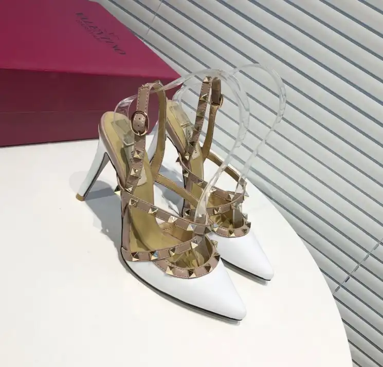 hype Valentino High Heels