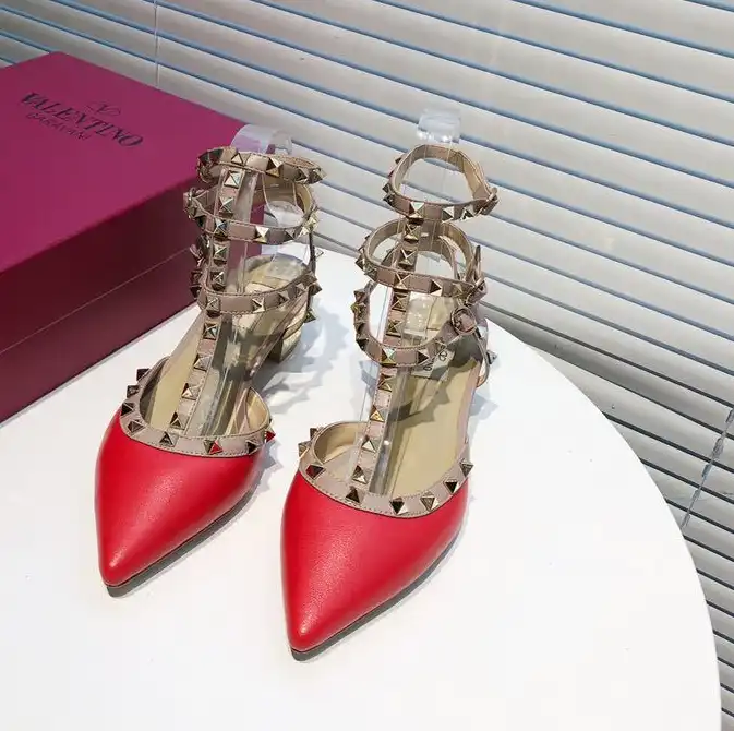 hype Valentino High Heels