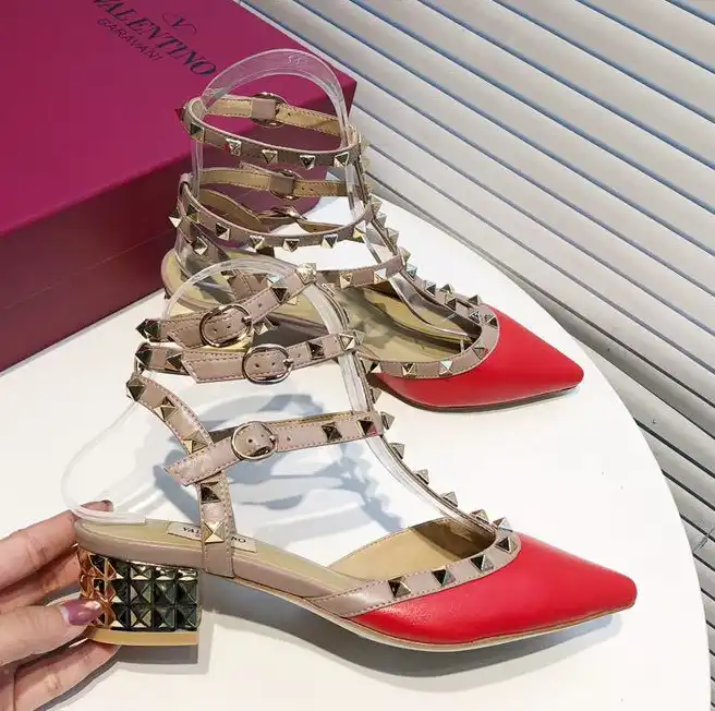 hype Valentino High Heels