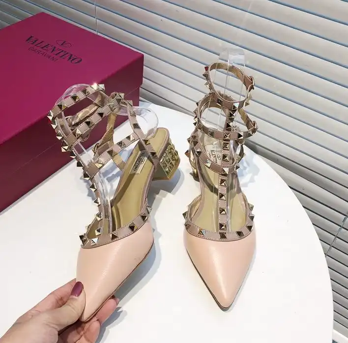 hype Valentino High Heels