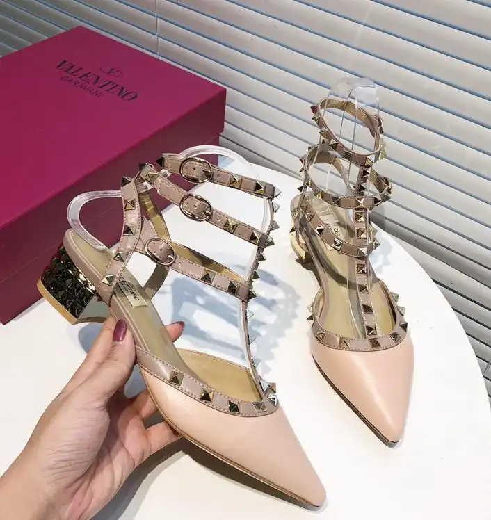 hype Valentino High Heels