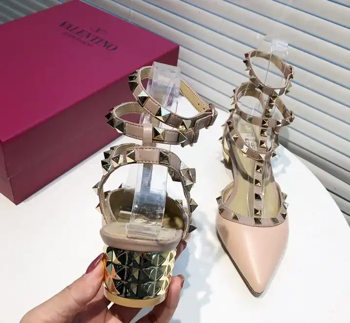 hype Valentino High Heels