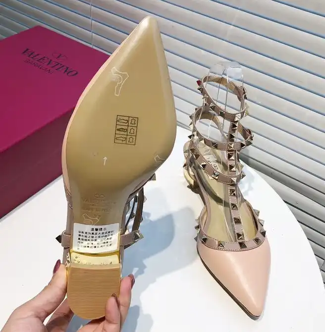 hype Valentino High Heels