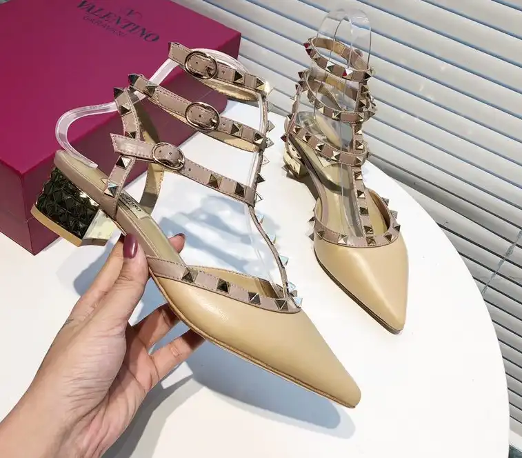 hype Valentino High Heels