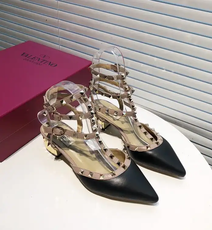 hype Valentino High Heels