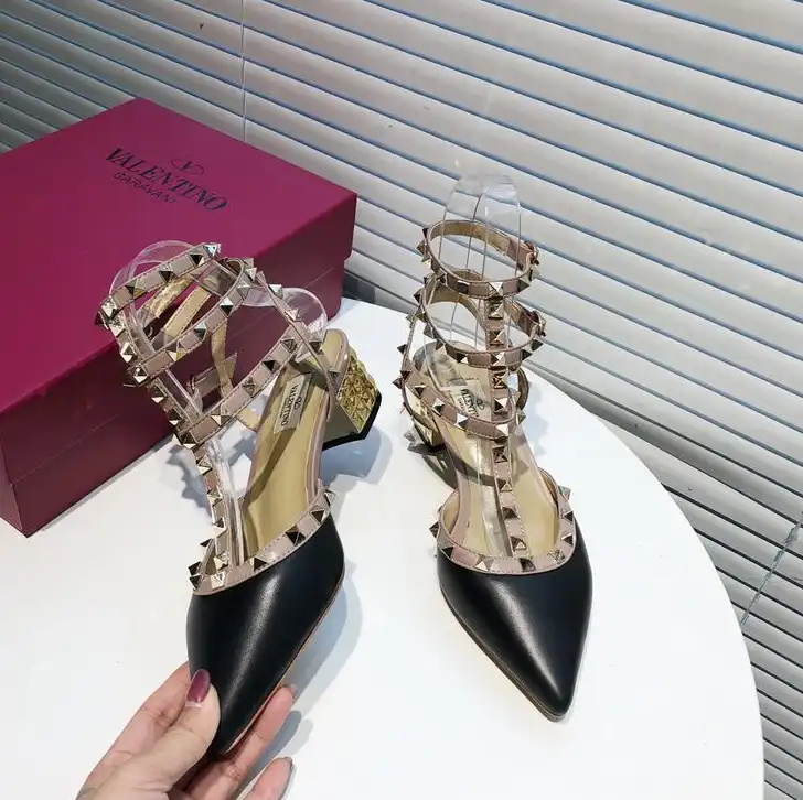 hype Valentino High Heels