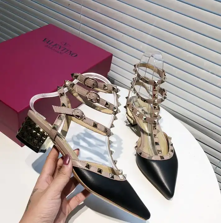 hype Valentino High Heels