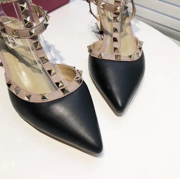 hype Valentino High Heels