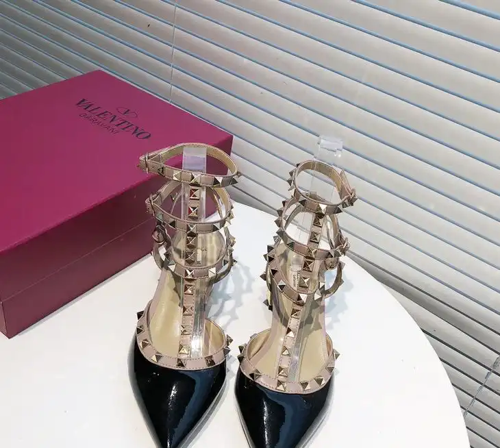 hype Valentino High Heels