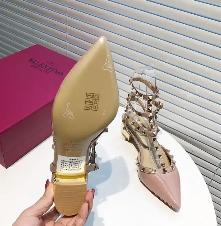 hype Valentino High Heels