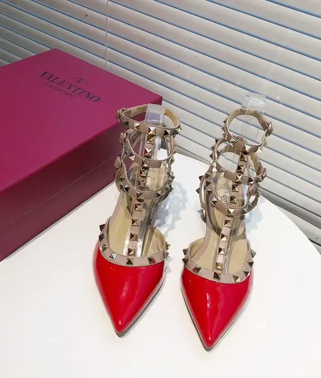 hype Valentino High Heels