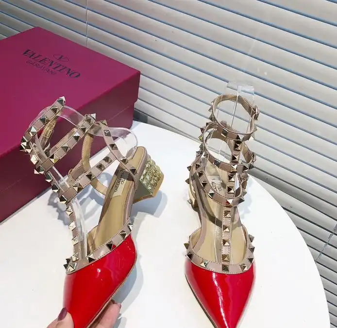 hype Valentino High Heels