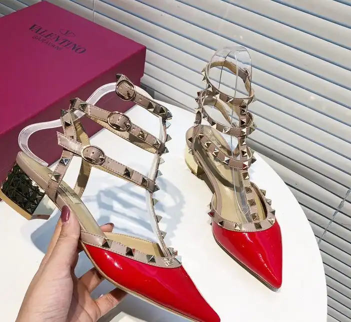 hype Valentino High Heels