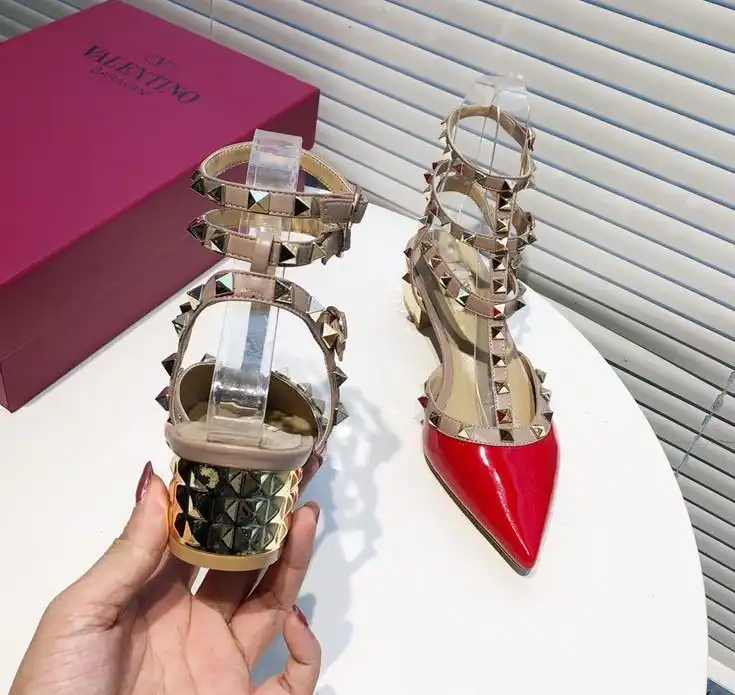 hype Valentino High Heels