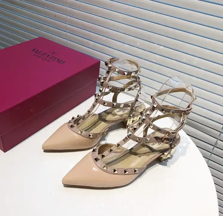 hype Valentino High Heels