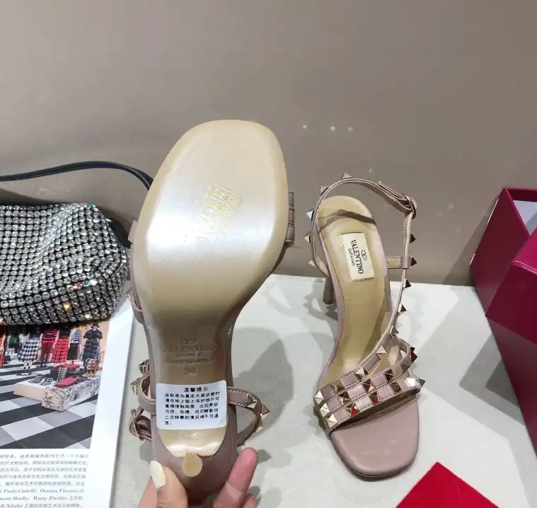 hype Valentino High Heels