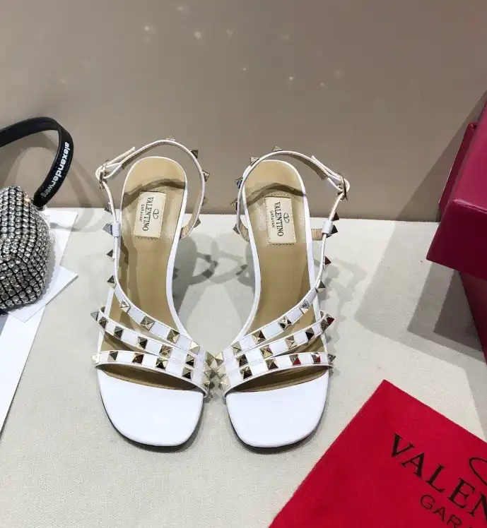 hype Valentino High Heels