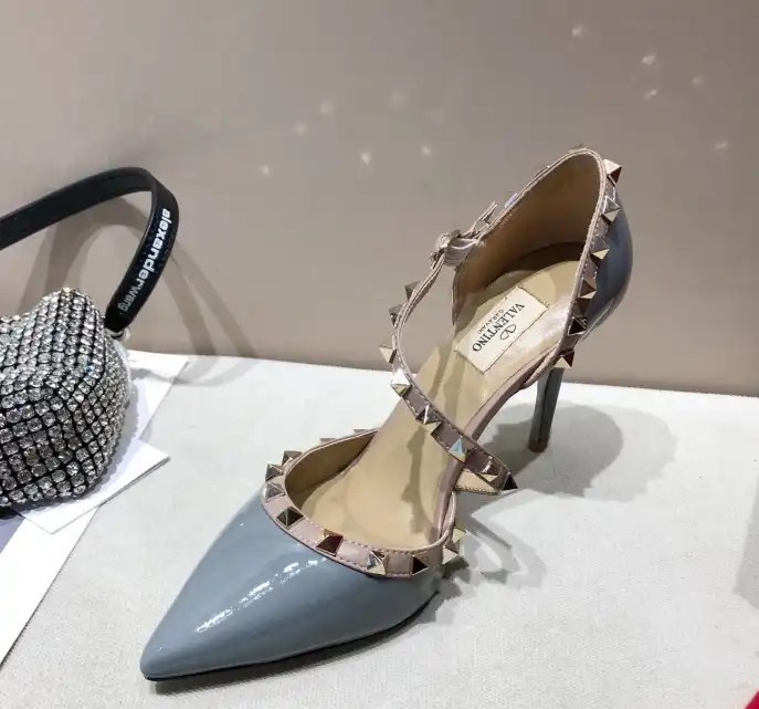 hype Valentino High Heels