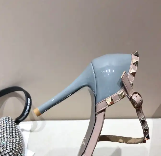 hype Valentino High Heels